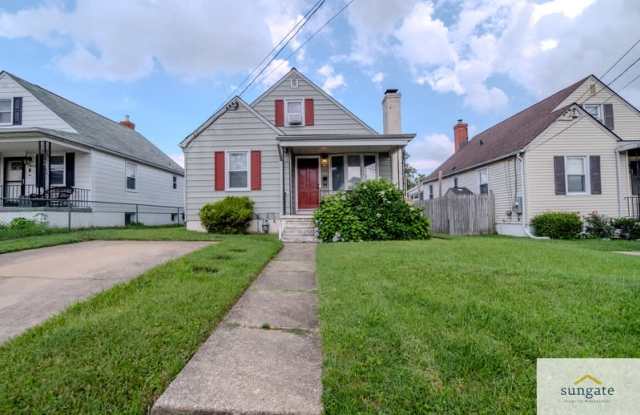 7835 Birmingham Ave photos photos