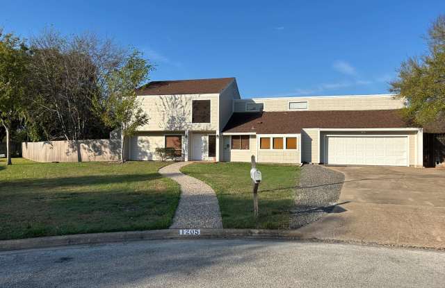 1205 King Arthur Circle photos photos