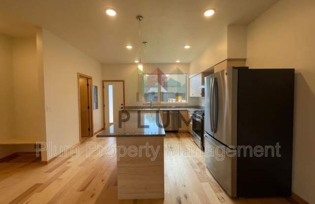 1855 S 3rd Street West Gallery 3