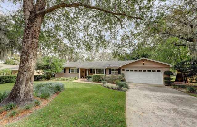 205 BANNOCKBURN AVENUE - 205 Bannockburn Ave, Temple Terrace, FL 33617