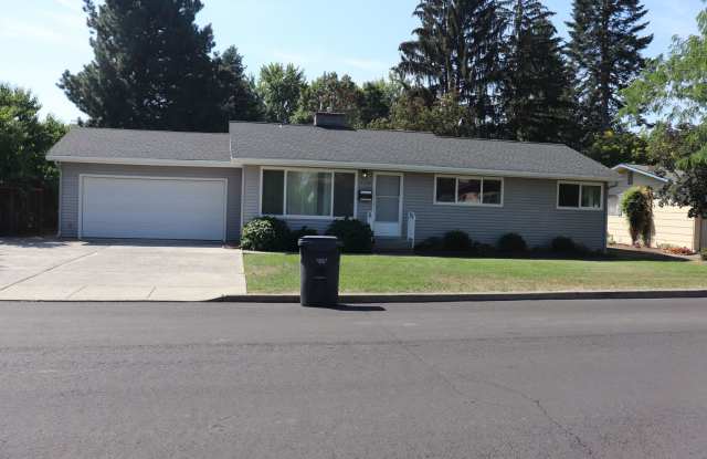 Single Level Living with attached garage photos photos