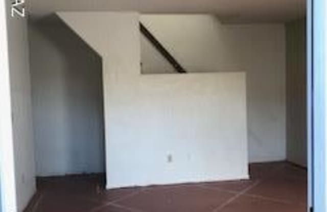 1107 E 12Th Street Gallery 4