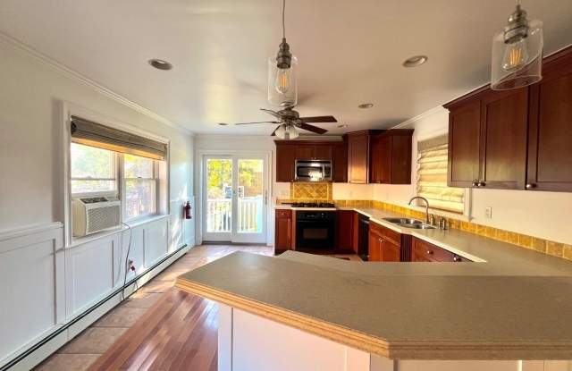 211 Hoover Ave Avenue - 211 Hoover Avenue, Edison, NJ 08837
