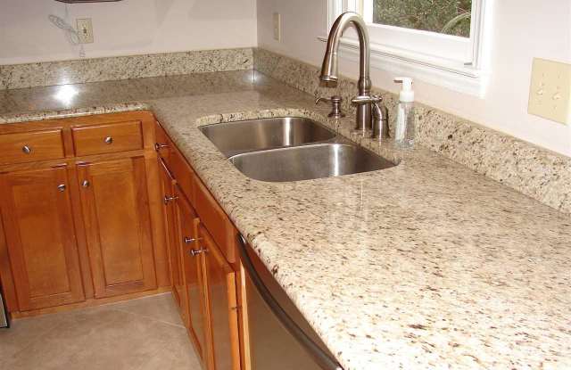 300 Silvercliff Trail Gallery 4