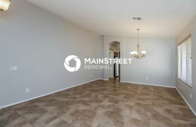 5529 West Jones Avenue Gallery 2