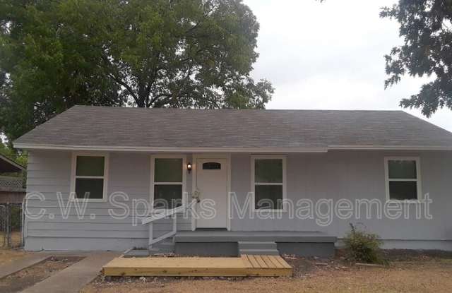 2133 Glenfield Ave - 2133 Glenfield Avenue, Dallas, TX 75224