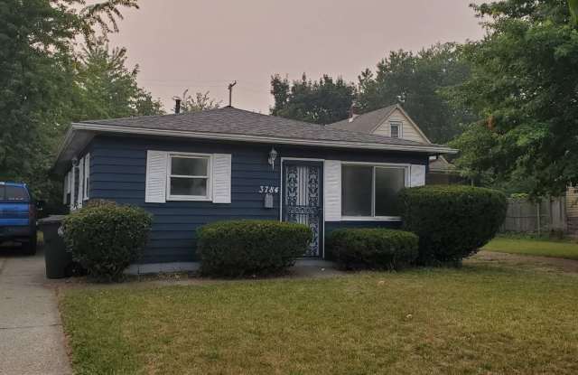 Charming 3-Bedroom Property in Prime Location $300 move in special Gallery 4