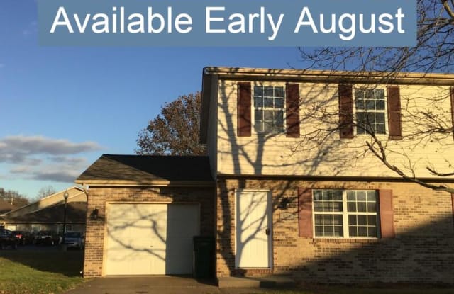 851 Southgate Dr - 851 Southgate Dr, Freeburg, IL 62243