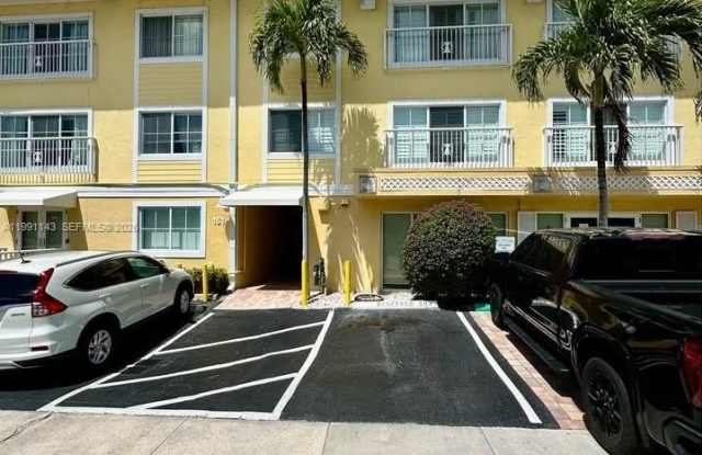 151 NE 16th Ave photos photos