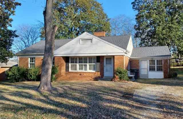 2924 Mere Drive photos photos 2924 Mere Drive photos photos