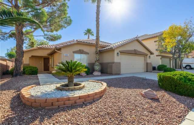 2555 Sundew Avenue Gallery 1