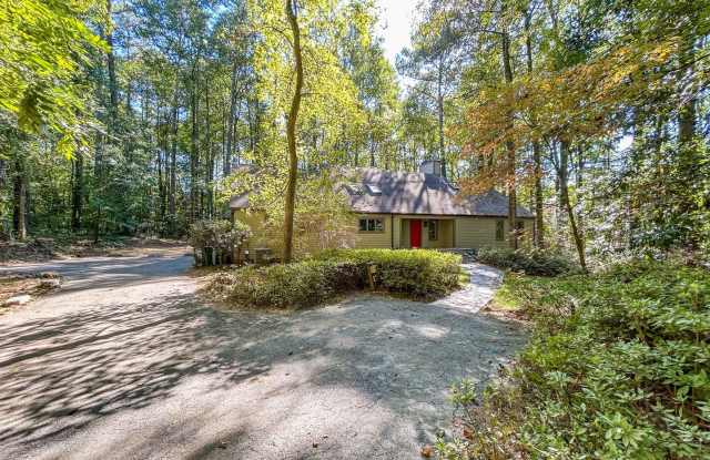 Spacious Contemporary Home in a Private Wooded Setting photos photos