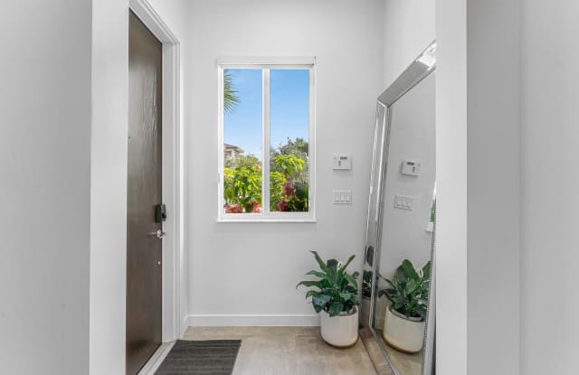 610 Pioneer Way Gallery 4