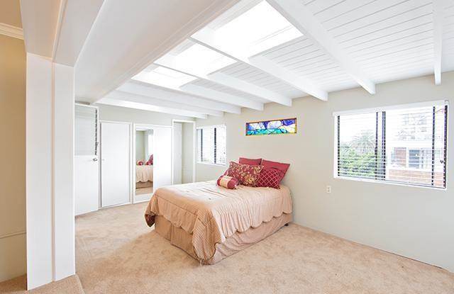 1560 East Oceanfront - 1560 East Oceanfront, Newport Beach, CA 92661 1560 East Oceanfront - 1560 East Oceanfront, Newport Beach, CA 92661