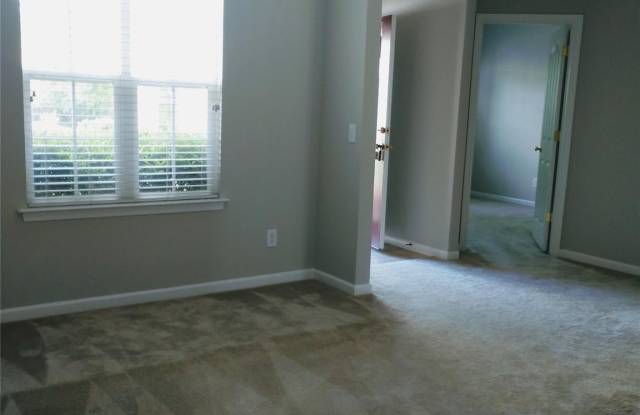 13121 Greencreek Drive Gallery 3