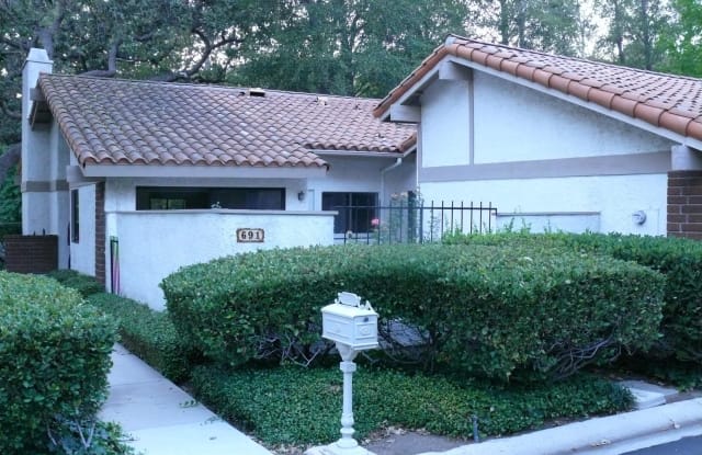 691 Arroyo Oaks Drive - 691 Arroyo Oaks Drive, Thousand Oaks, CA 91362
