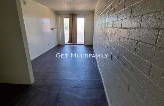 1739 E Cheery Lynn Rd - 1739 East Cheery Lynn Road, Phoenix, AZ 85016