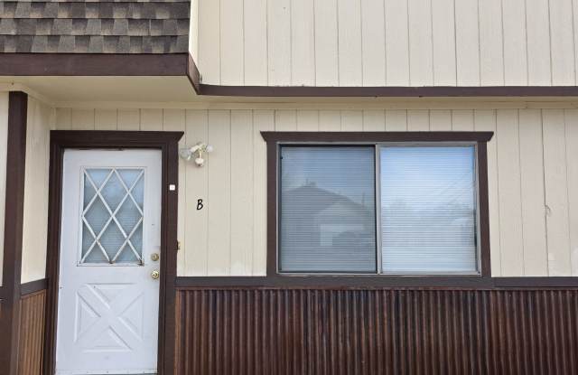 438 32 3/8 Road - B - 438 32 3/8 Road, Clifton, CO 81520