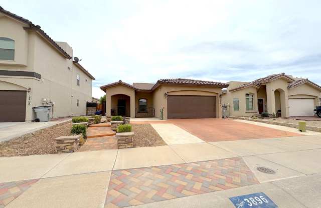 East El Paso 3 bed Refrig A/C! photos photos