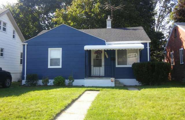 2/1 brick Home CALL DIANA FOR A SHOWING AT (586) 321-2055 photos photos