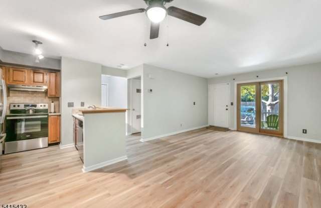 83 Mayfield Road - 83 Mayfield Road, Somerset County, NJ 07921 83 Mayfield Road - 83 Mayfield Road, Somerset County, NJ 07921