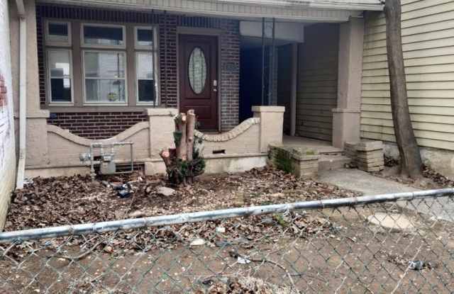 3 Bedroom/1.5 Bathroom House in Allentown! photos photos