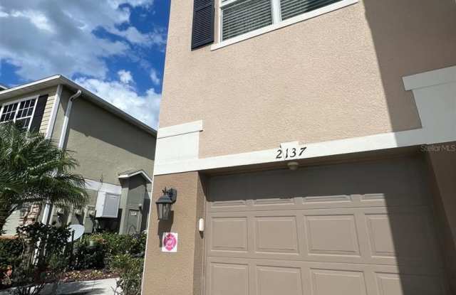 2137 BETSY ROSS Lane Gallery 1