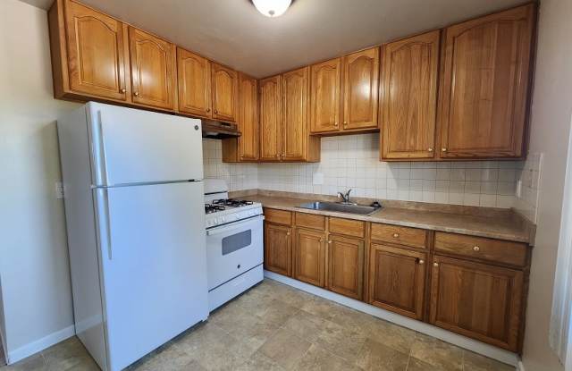 16445 Kent Ave photos photos