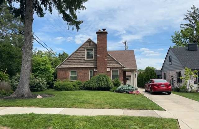 2400 Hillview Avenue photos photos