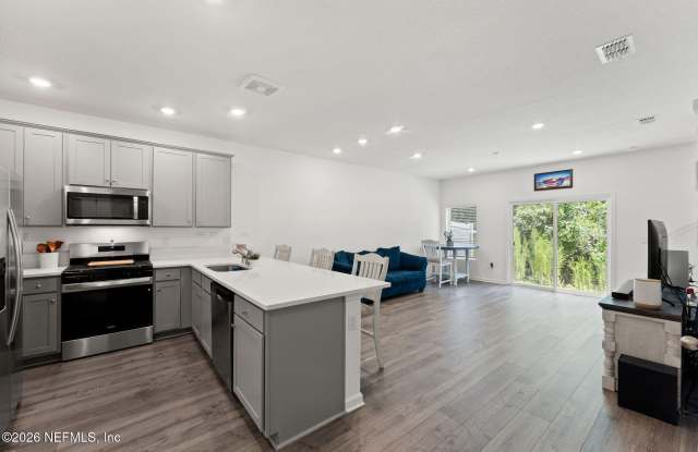 13529 UTE Place Gallery 3