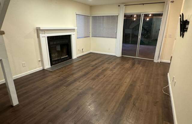 Rancho San Diego 4 Bedroom Gallery 4