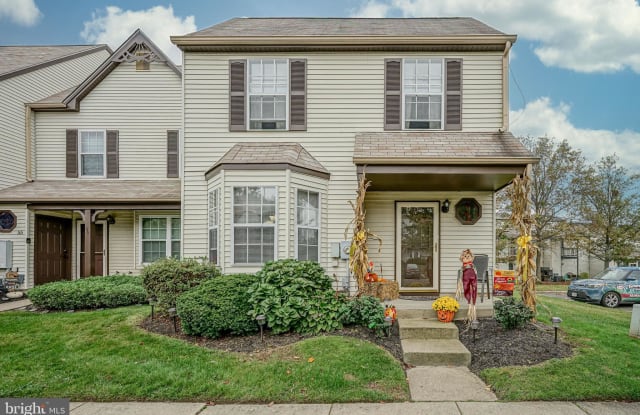 57 KNOLL DRIVE - 57 Knoll Drive, Camden County, NJ 08012