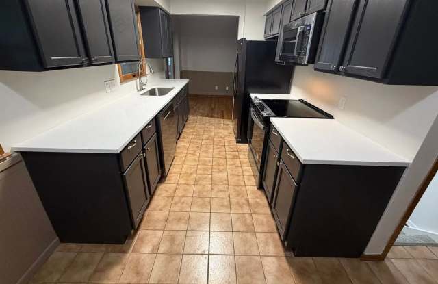 Beautifully Updated 3-Bedroom Home in Benson with Finished Basement & Attached Garage! Gallery 3