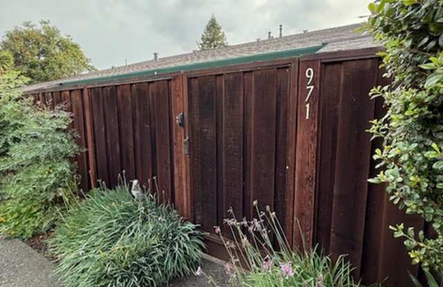 Rare 2 bedroom/1 bathroom Single Story Condo in Rohnert Park photos photos
