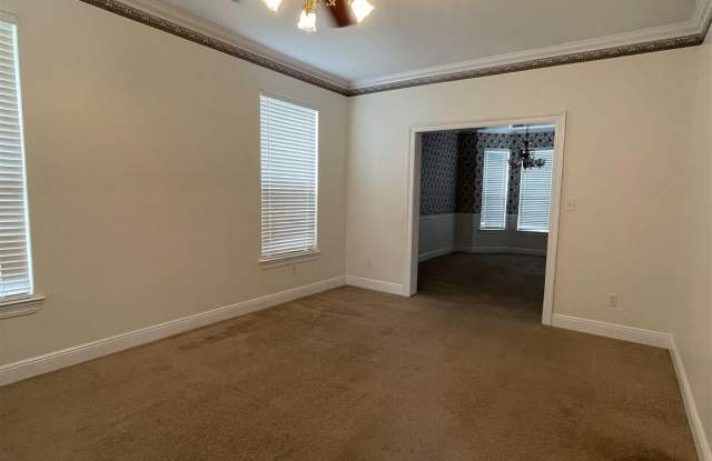 3300 Gleneagles Dr Gallery 4