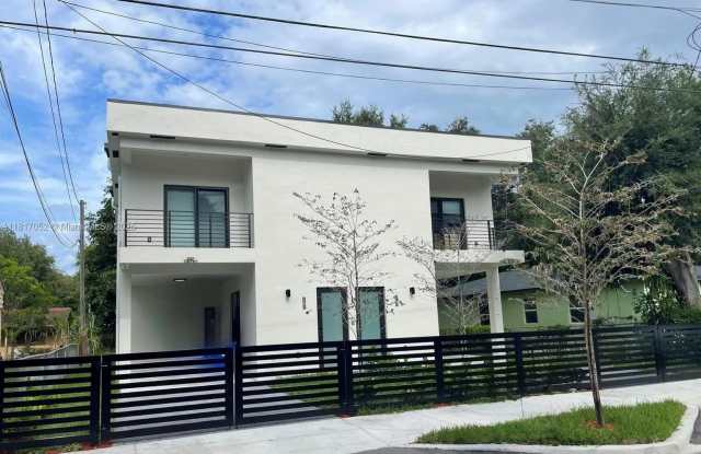 5513 NW 5th Ave photos photos