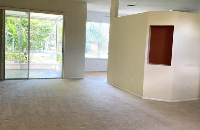 5006 45TH Street W Gallery 4