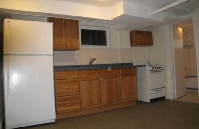 278 Washington Gallery 4