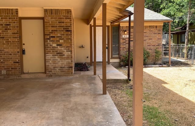 419 Live Oak St - 419 Live Oak Street, Kyle, TX 78640