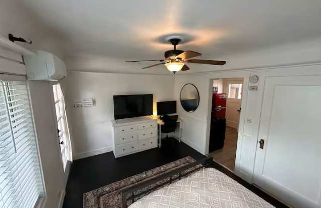 216 Placer St - 216 Placer Street, Roseville, CA 95678