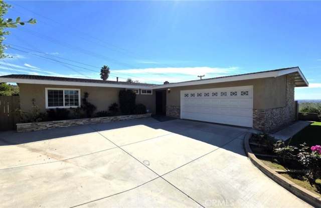 824 N 16th photos photos