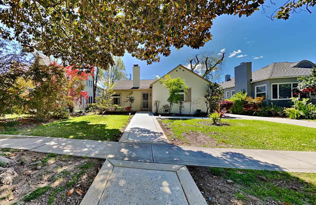 Charming Land Park Cottage – A Hidden Gem in the Heart of the City photos photos