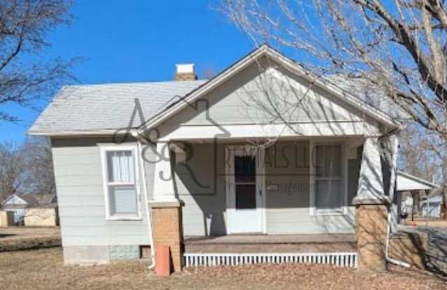 206 W 1st (Frontenac) photos photos