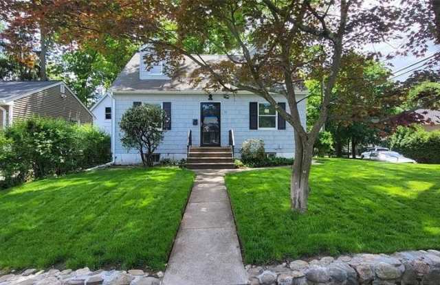 72 Ridgewald Avenue photos photos