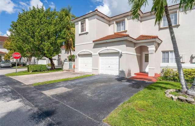 12661 SW 143rd Ln photos photos