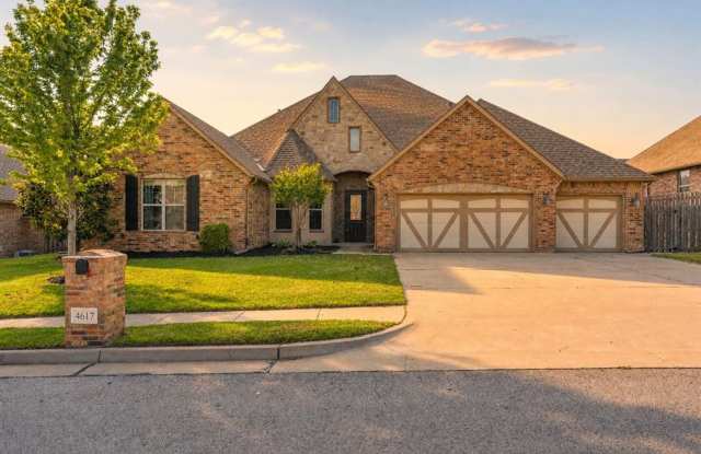 Stunning Edmond Home with Upstairs Bonus Room and 3 Car Garage Gallery 1