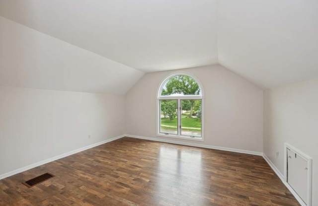 5436 Cumnor Road Gallery 4