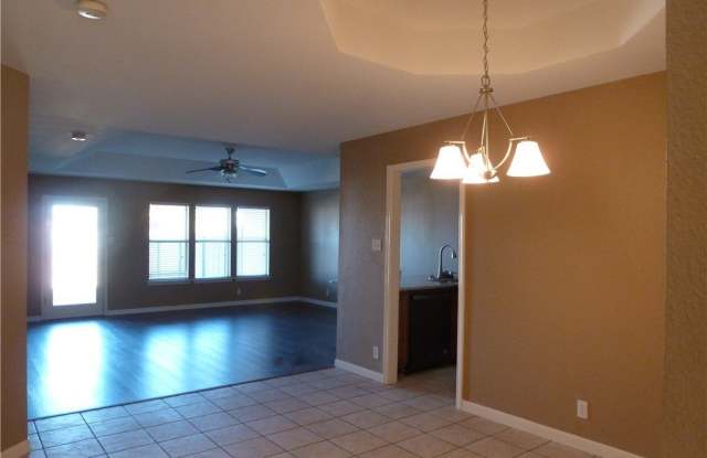 1527 Dustin Cade Drive Gallery 4