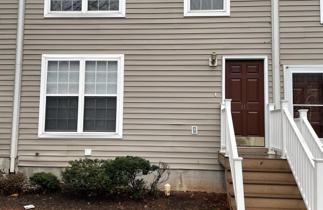 115 Hartford Ct photos photos