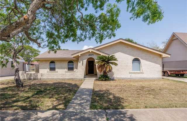 207 Blanco Drive photos photos